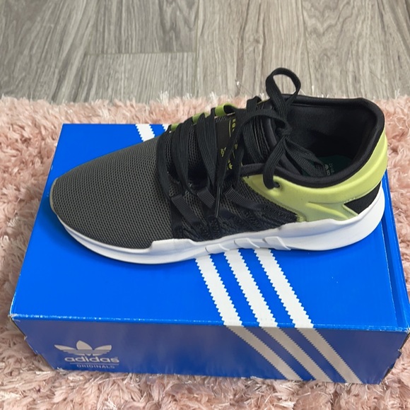 Adidas Racing ADV - Picture 3 of 4